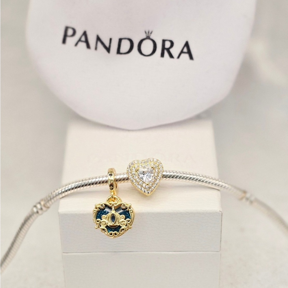 Pandora // Disney // Princess // Cinderella // Carriage // Heart // Gold